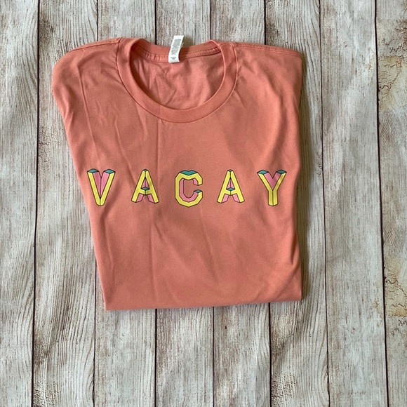 NEW Boutique VACAY Geometric Graphic-Tee Cute T-shirt Size XL - Picture 4 of 4
